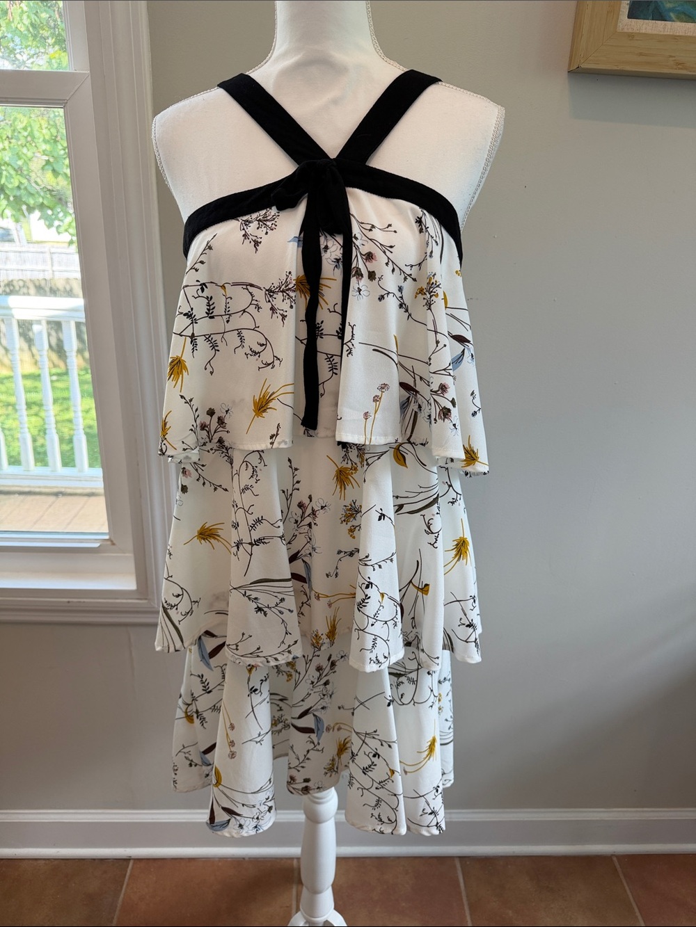 entro White Floral Tiered Dress with Black Trim